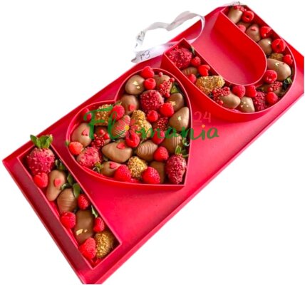 Клубника в шоколаде «i love you» 